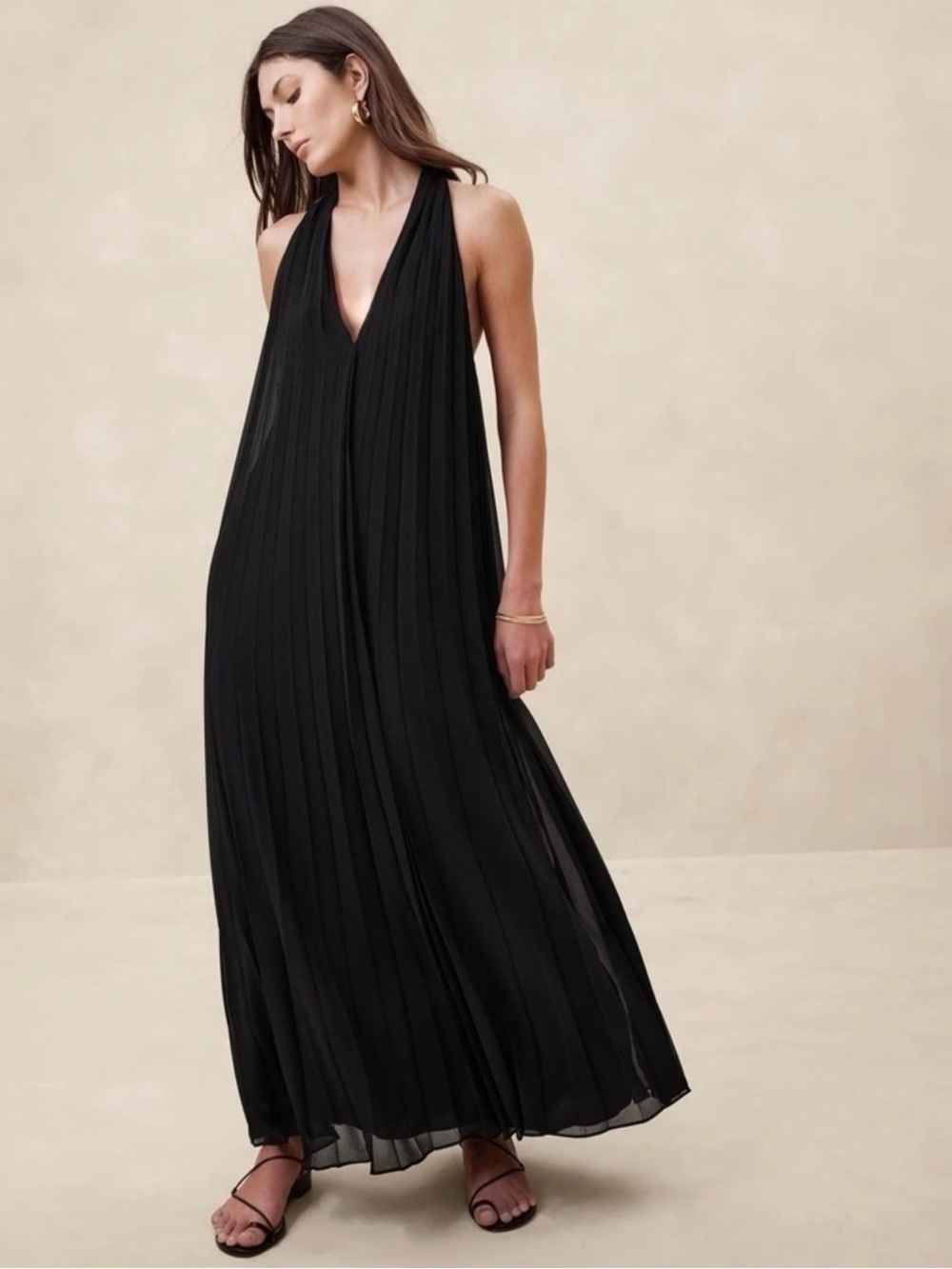 NWT Banana Republic Odetta Pleated Maxi Dress Black Size M